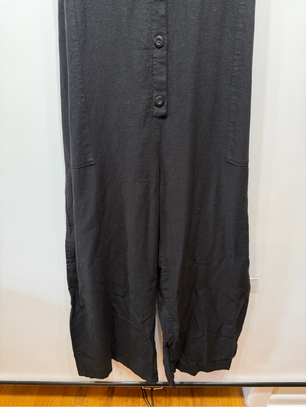 Old Navy Black Button-Front Wide-Leg Jumpsuit - Picture 9 of 14